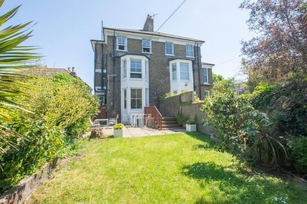 Stunning Large Victorian Maisonette With Sea View Deal Exterior photo